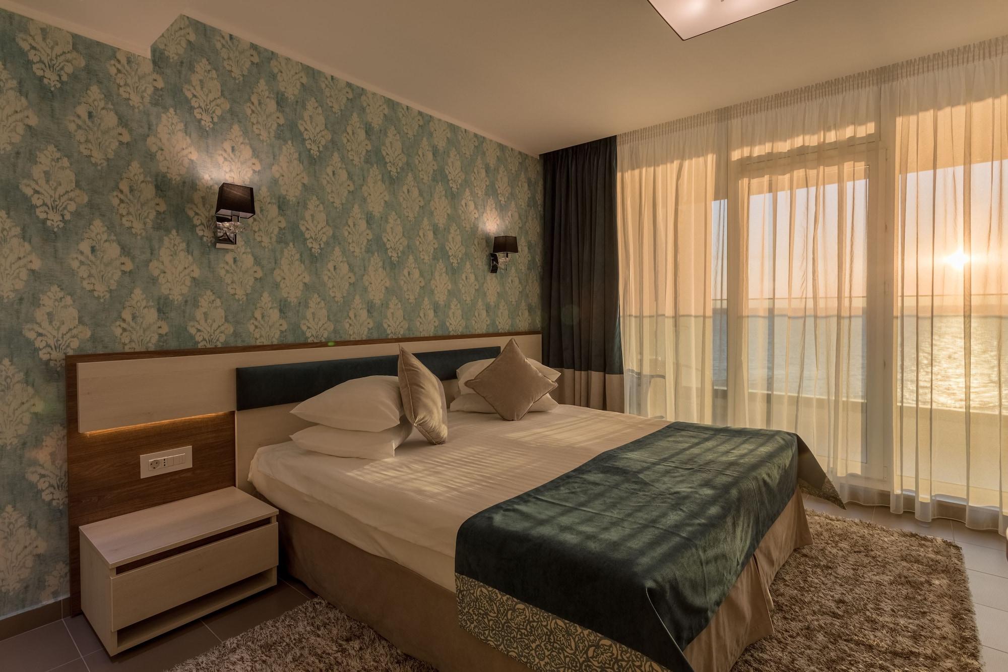 Splendid Conference & - Adults Only Hotel 4*